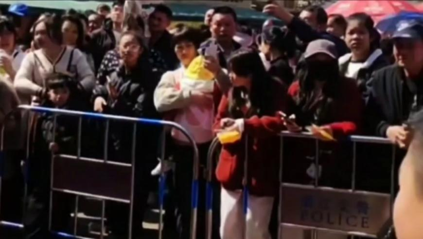 6年前一支大牌口红可买一克黄金,篮月亮资料香港开奖结果,全面解答解释落实_正式版V12.83